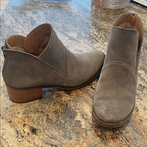 Women's Taupe Ankle Boots